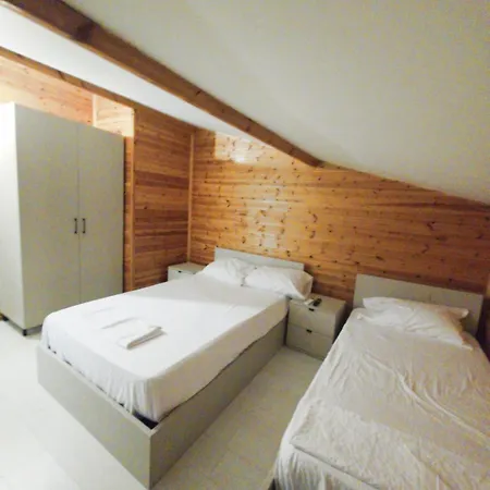 Rose Lalez Vakantiehuis